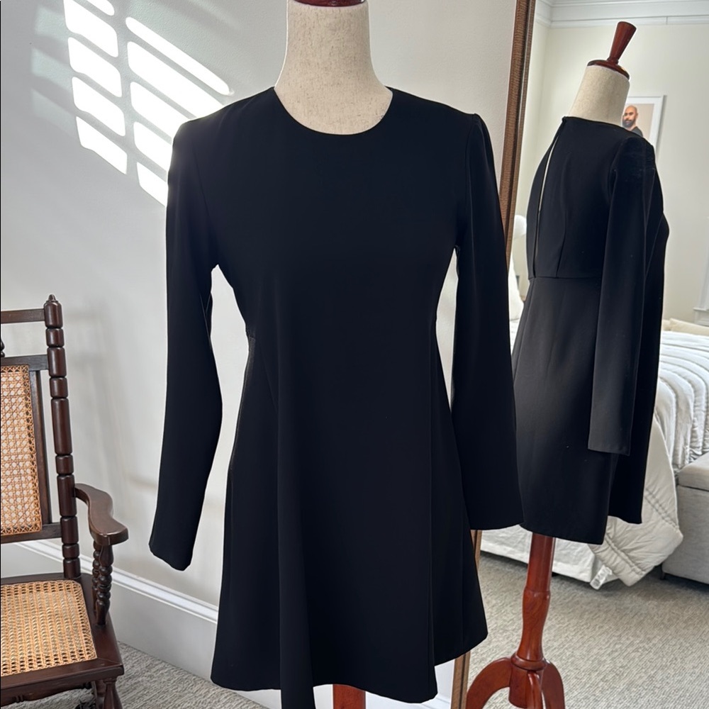 Elegant Black Long-Sleeve Dress